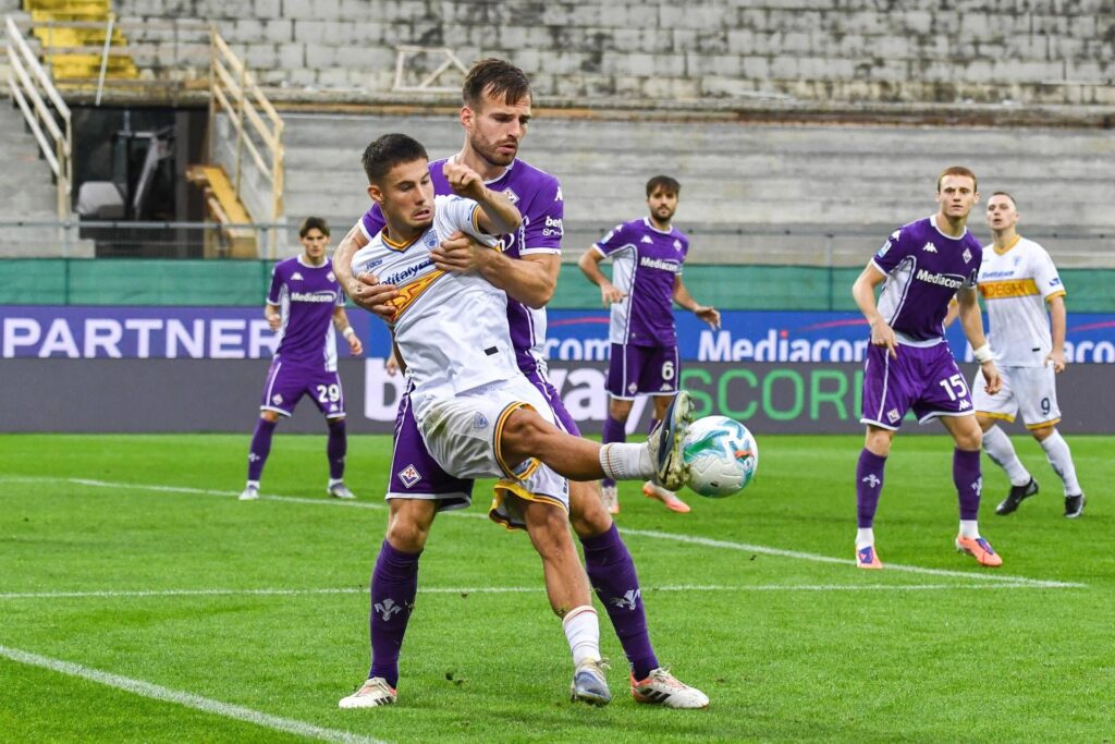 La Fiorentina s'effondre, Lecce gagne 1-0 chez les Franchi et Pioli est de plus en plus en danger