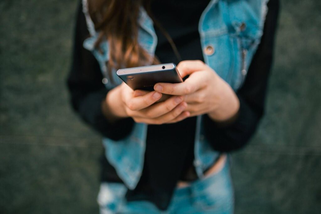 Le smartphone ralentit le cerveau, vérifier son téléphone portable trop de fois est mauvais : études