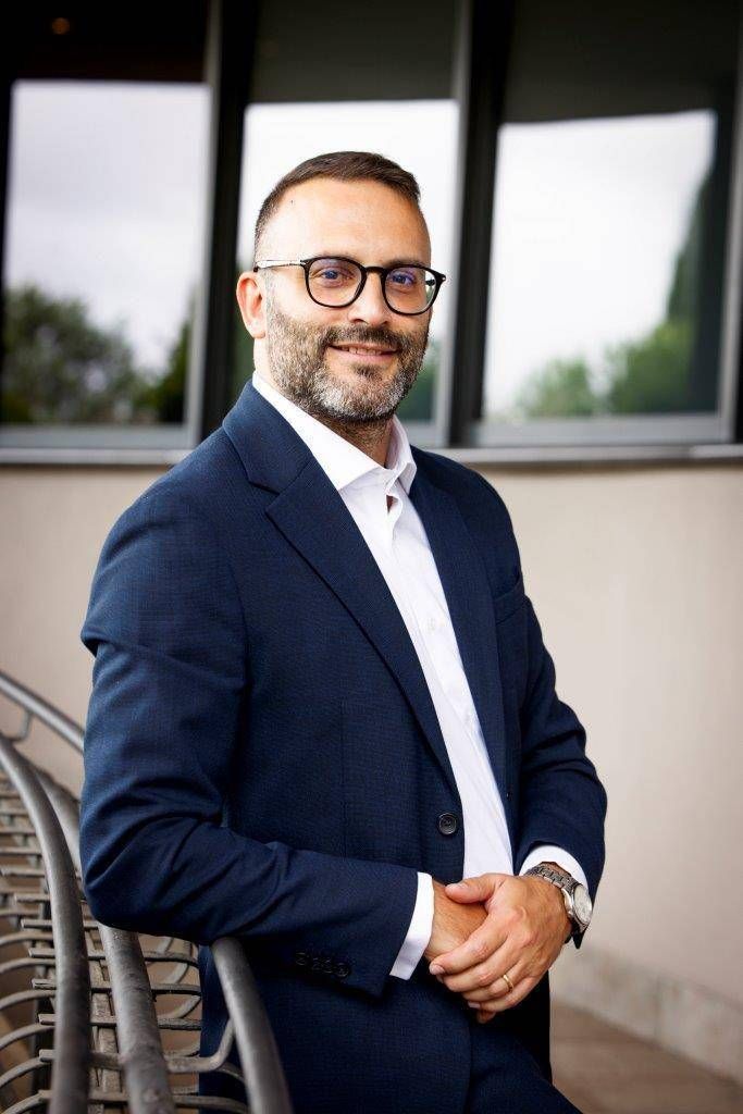Merck et Dario Floris, nouveau responsable national des tumeurs rares en Italie