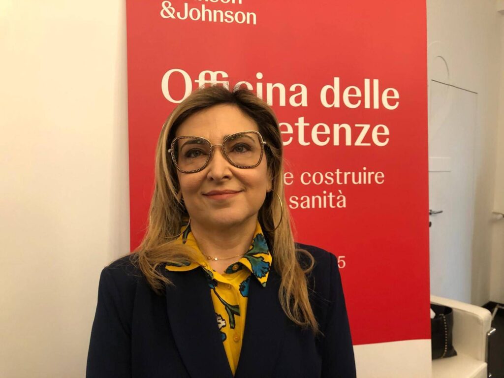 Santé, Mainolfi : « Il est stratégique d'investir dans les compétences pour un NHS plus innovant »