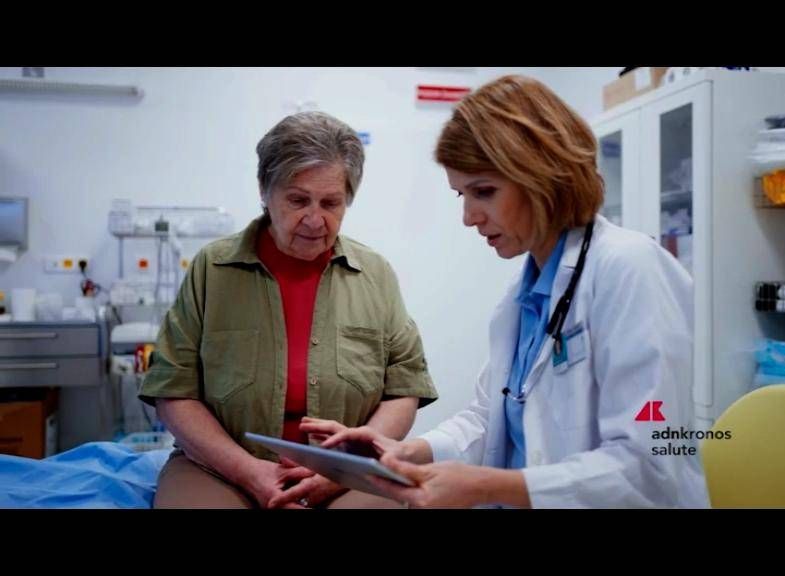 Santé : une réunion au Sénat pour réaliser une enquête sur l'état du réseau national Alzheimer