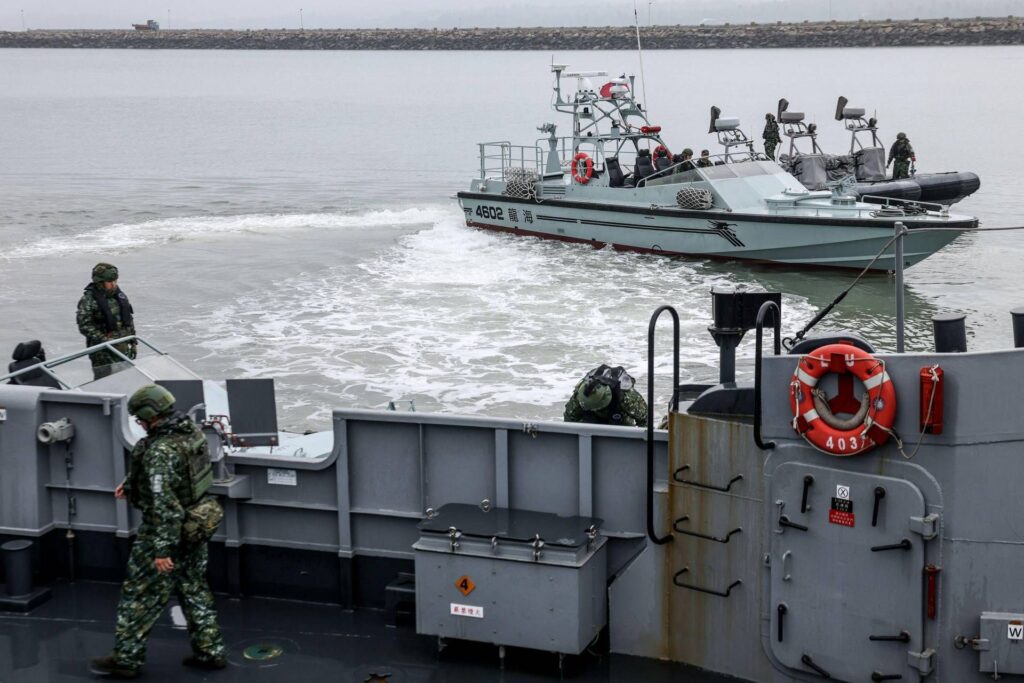 Taïwan, affrontement diplomatique entre la Chine et le Japon, Pékin « patrouille » les îles contestées