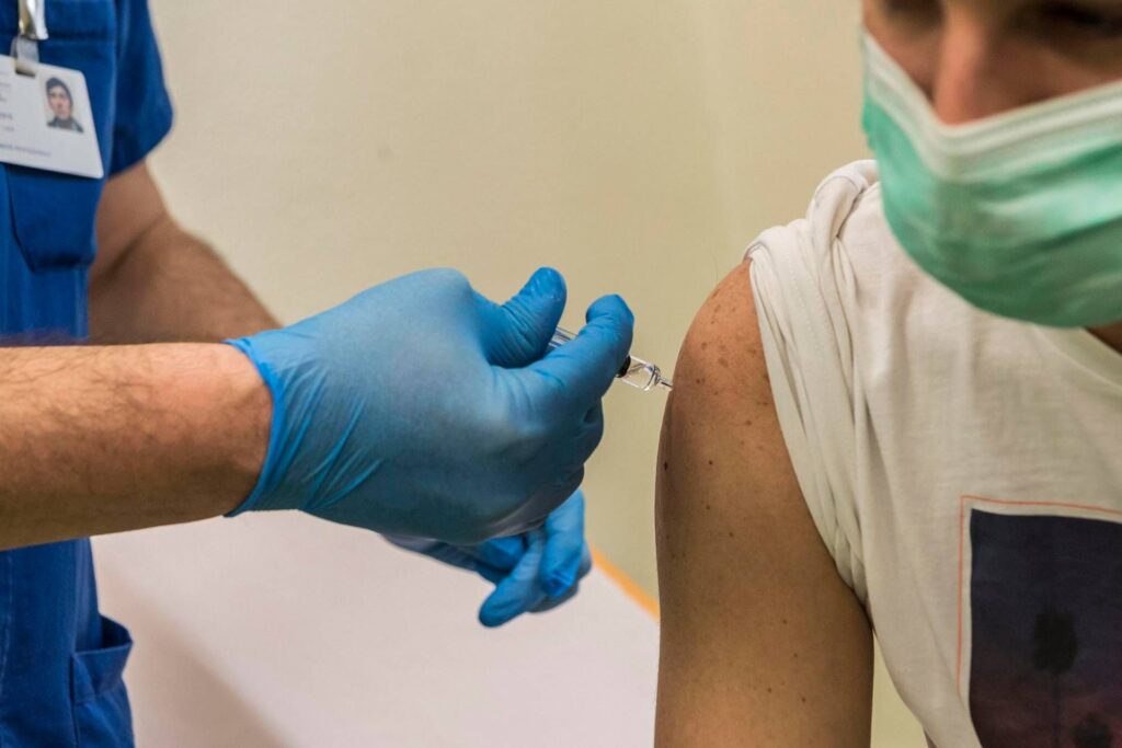 Vaccins : Castille (Siti), « pilier de la lutte contre les infections et la résistance aux antibiotiques »
