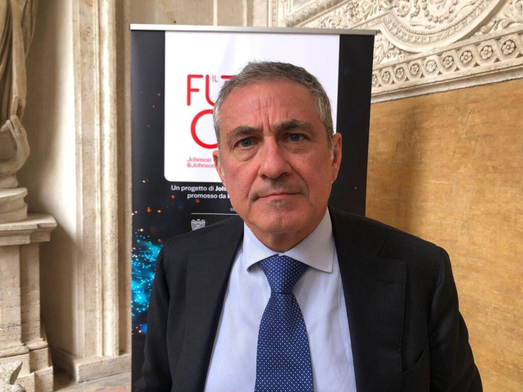 Cicchetti (UniCatt) : « Compétences cruciales pour l'évolution numérique dans le NHS »