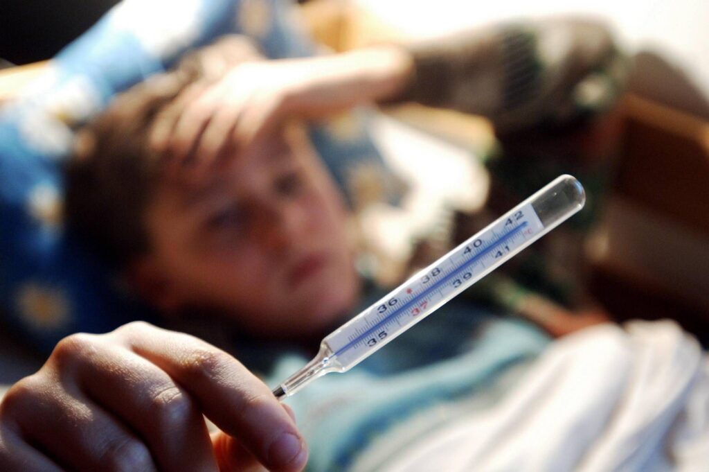 Grippe : la baisse des infections respiratoires se poursuit, 472 mille cas en 7 jours