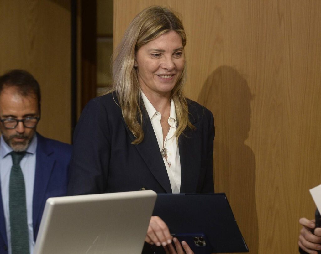 Affaire Almasri, la défense de Bartolozzi demande la transmission du dossier à Pérouse