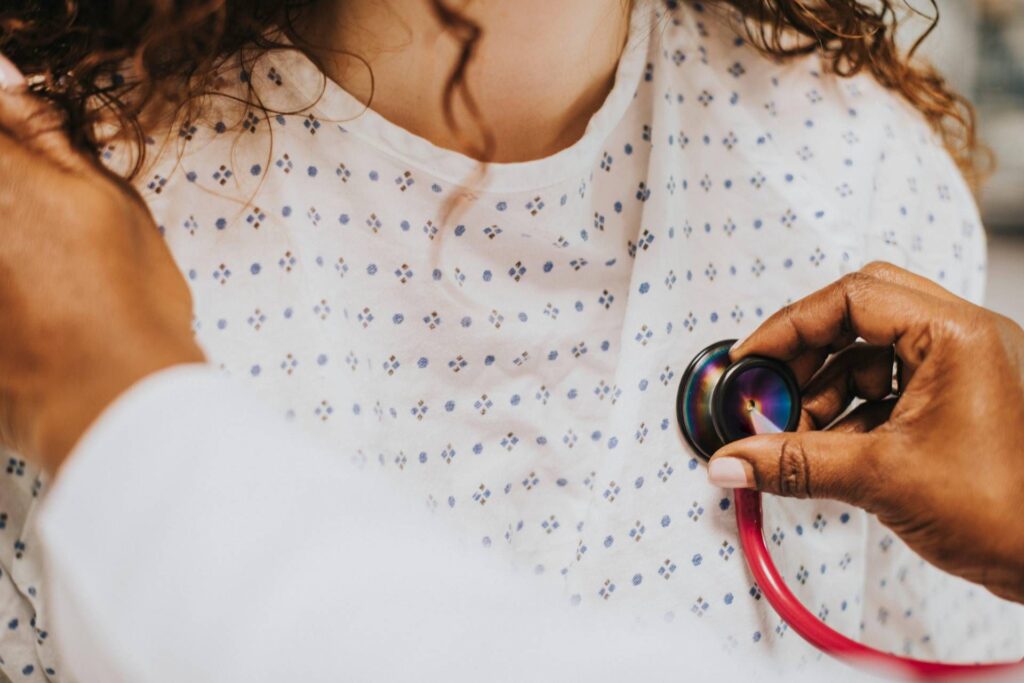 Coqueluche, les cas augmentent en Italie : "Maladie hautement contagieuse"