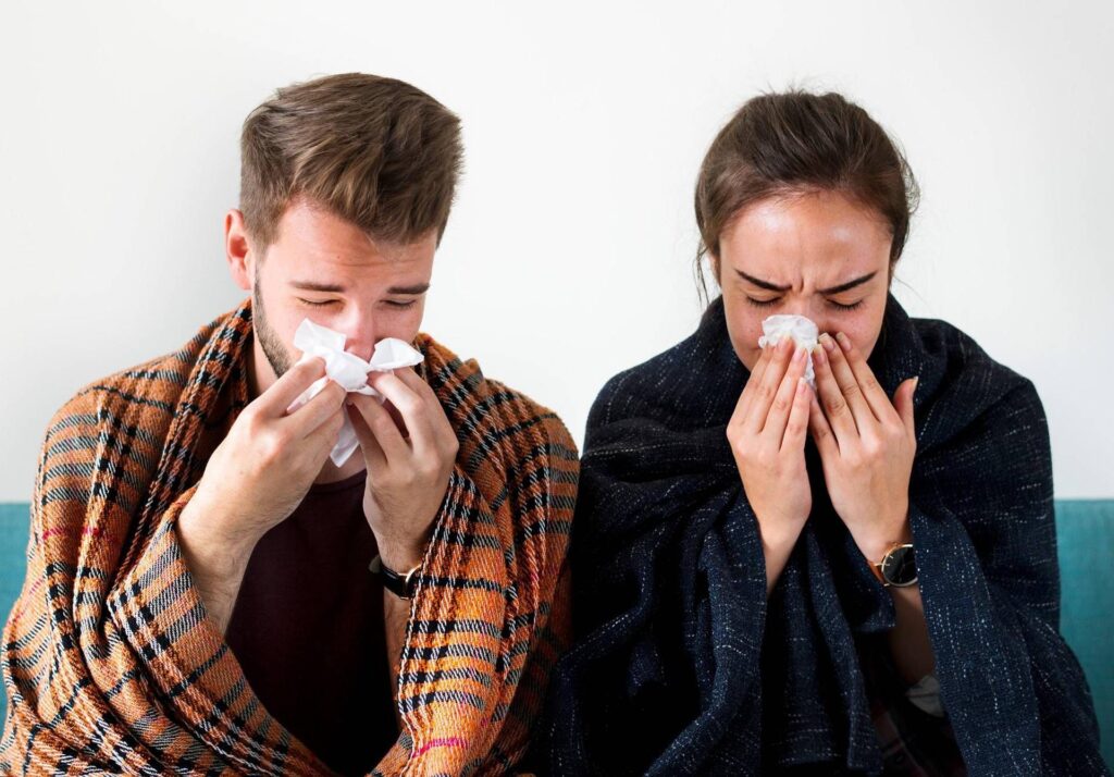Le froid revient, Pregliasco : "Le stress pour le corps, favorise les infections respiratoires"