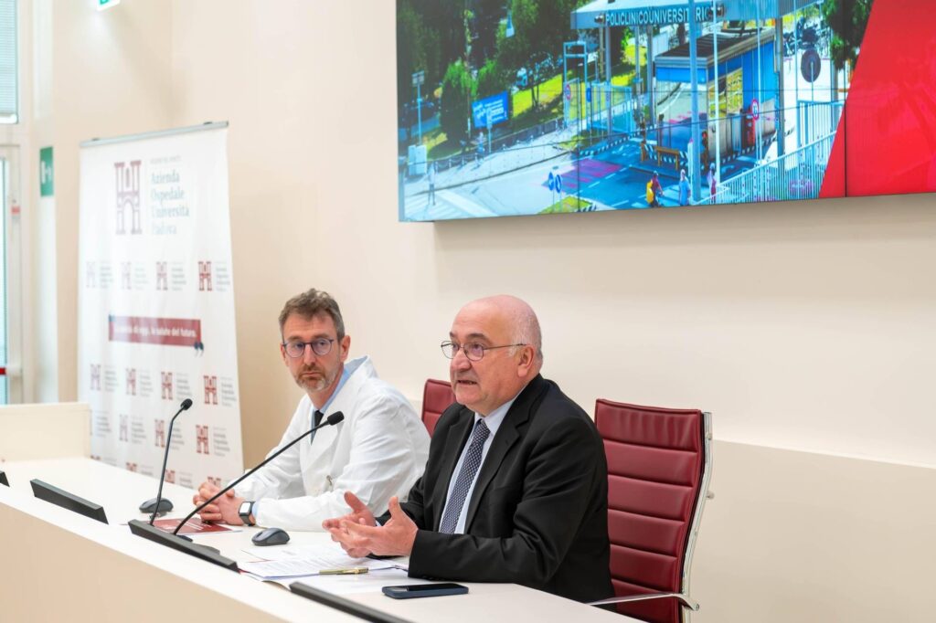 Maladie rénale ultra-rare, enfant transplanté à l'âge de six ans à Padoue après une thérapie qui lui a sauvé la vie