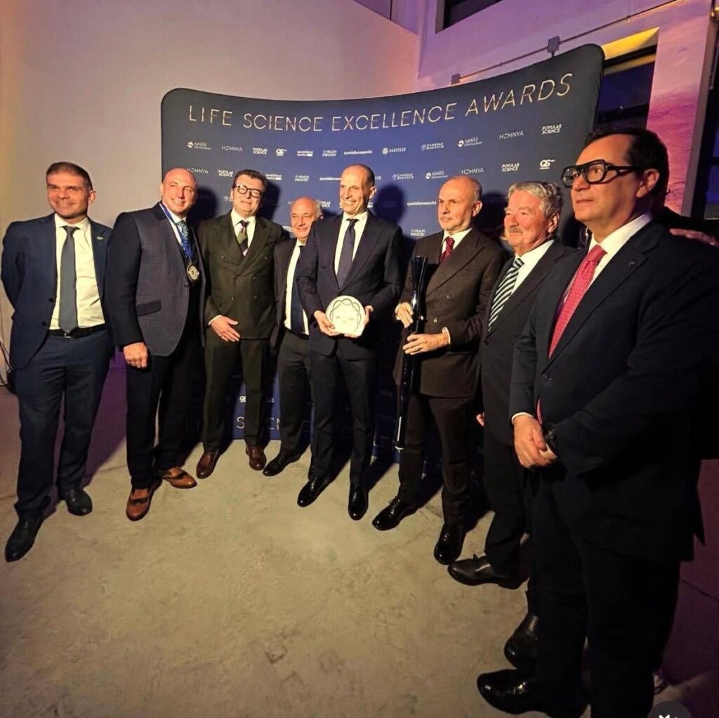 Tumeurs, Max Allegri récompensé par Schillaci, sport et prévention contre les fausses nouvelles