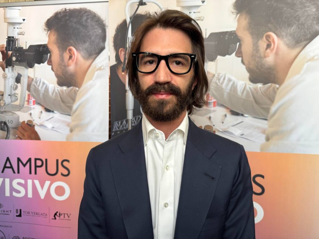 Université Del Vecchio (Fondation OneSight EssilorLuxottica Italia) : « Un honneur de défendre le droit à la vue »