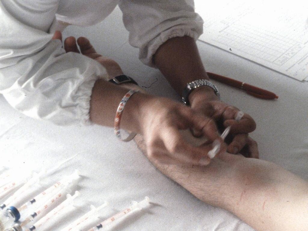 VIH, Di Perri (UniTo) : « Une action prolongée donne la certitude de l'observance du traitement »