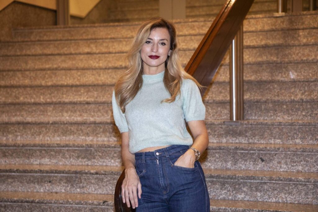 Beatrice Venezi face à une bataille juridique après son licenciement de La Fenice, un conflit également sur l'avant-contrat