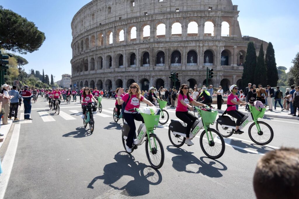 « Bicinrosa » revient à Rome, sport et prévention contre le cancer du sein
