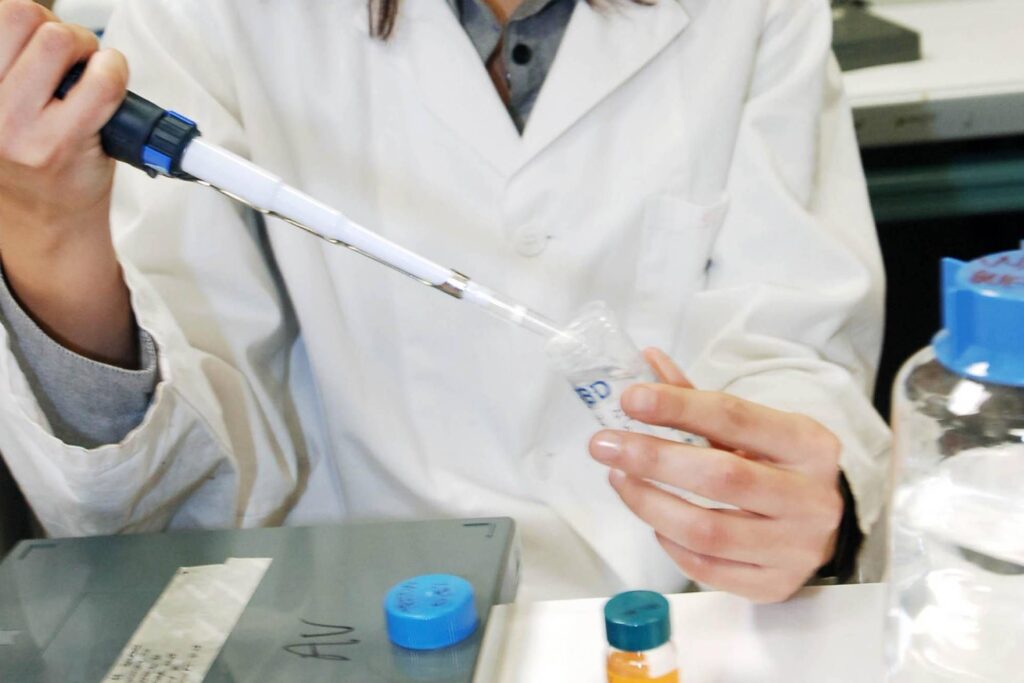 Cancer du sein : découverte d'un interrupteur moléculaire qui ralentit la progression