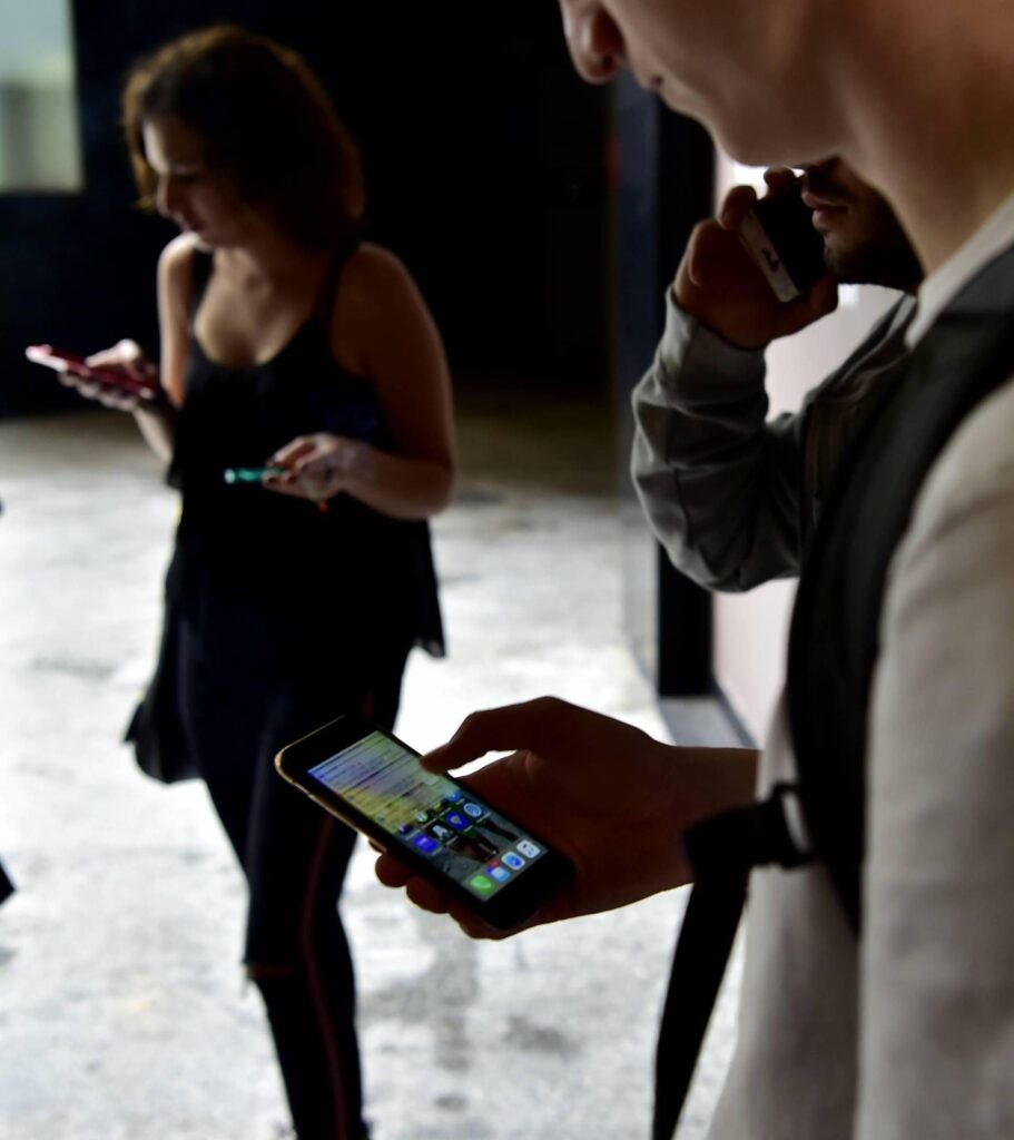 La génération Z et la « téléphobie ». C'est pourquoi aujourd'hui les messages sont préférés aux appels