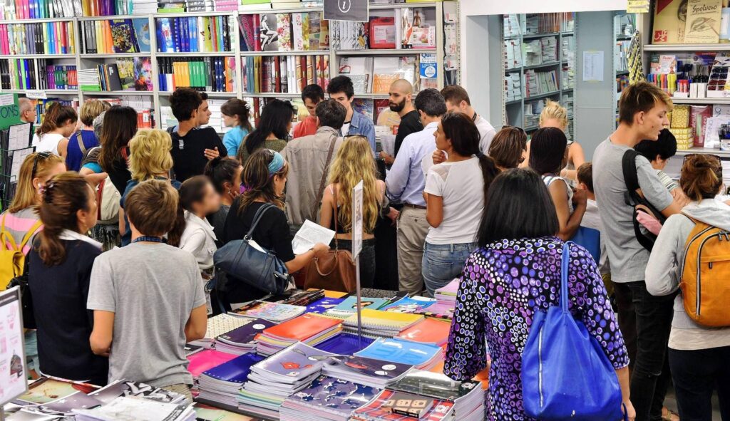 La lecture de livres réduit-elle le risque de démence ? Voici ce qui est vrai selon les médecins anti-canular