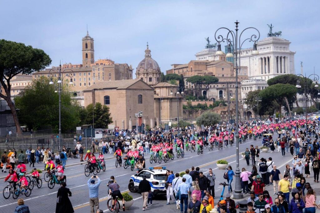 Prévention, la randonnée Policlinico Campus Bio-medico contre le cancer du sein à Rome
