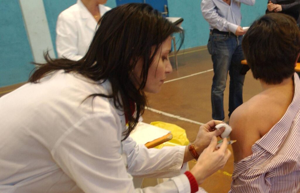 Vaccination anti-méningite pour les personnes se rendant dans les zones à risque : comment, où et pourquoi