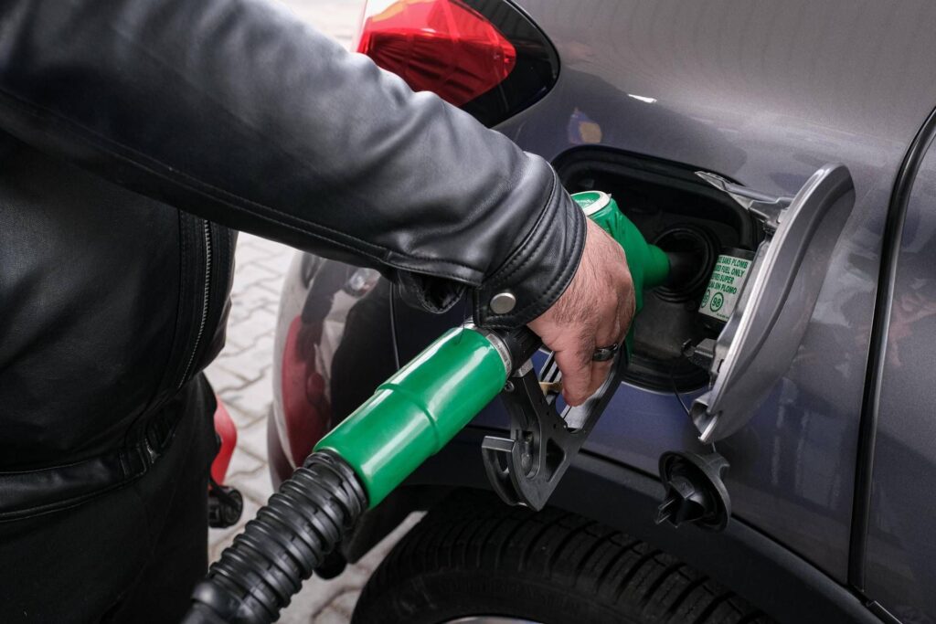 Carburants, sources Palazzo Chigi: accises réduites jusqu'au 22 mai, décret dans les prochains jours