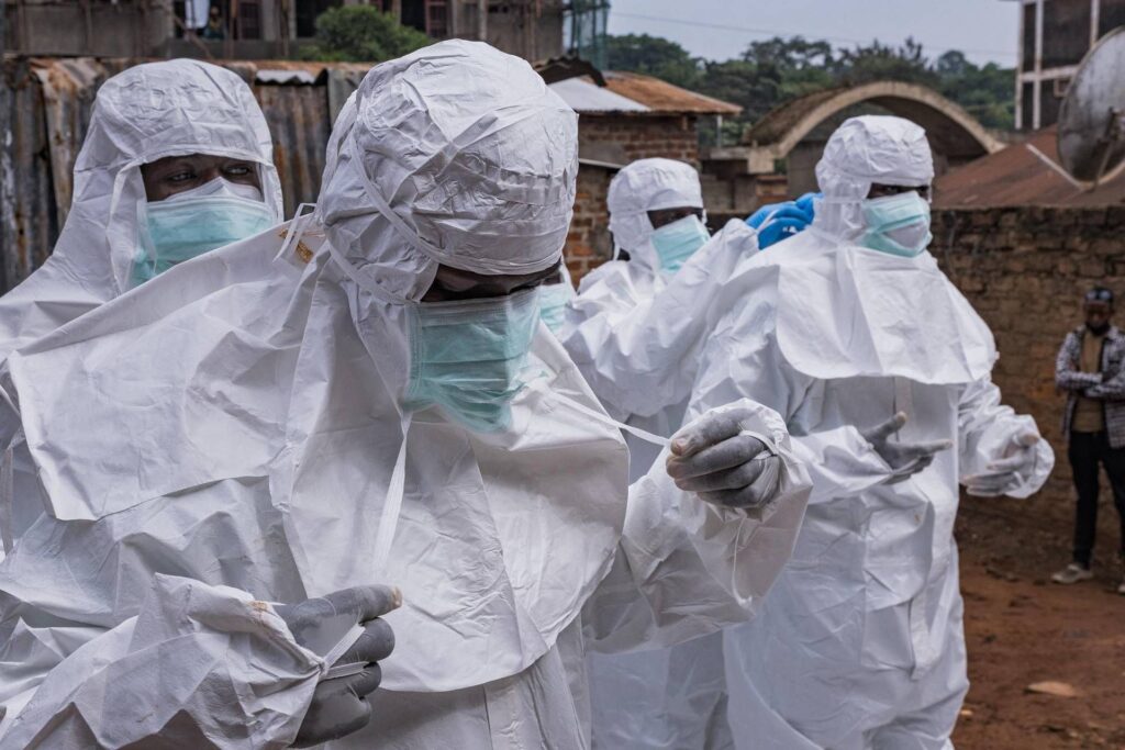 Ebola, médecin italien de retour du Congo : elle est entrée en contact avec des patients infectés