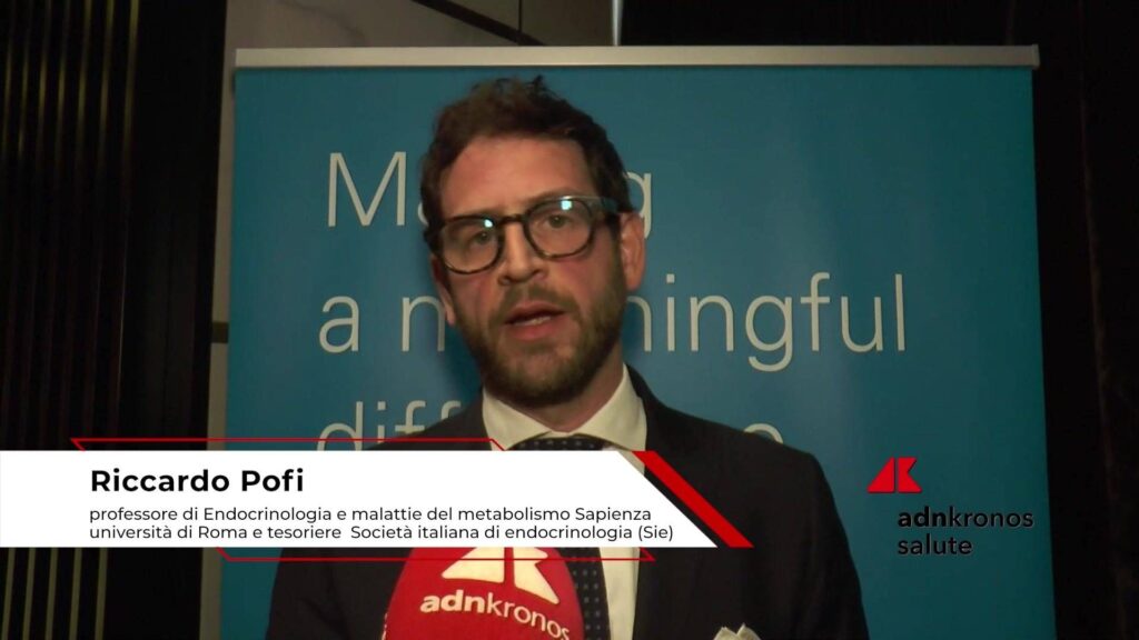 Maladies rares : hypoparathyroïdie, Pofi (Sapienza) « moins de médicaments avec palopegtériparatide »