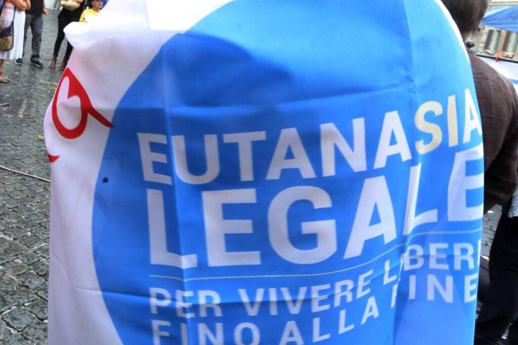 Nouveau suicide assisté en Italie, un homme de 55 ans atteint de sclérose en plaques décède en Lombardie
