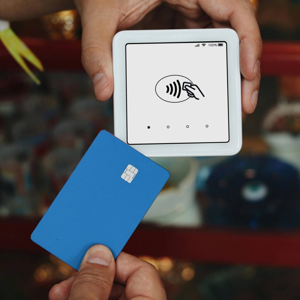 Paiements, SumUp en partenariat avec ATM pour accepter toutes les cartes de débit