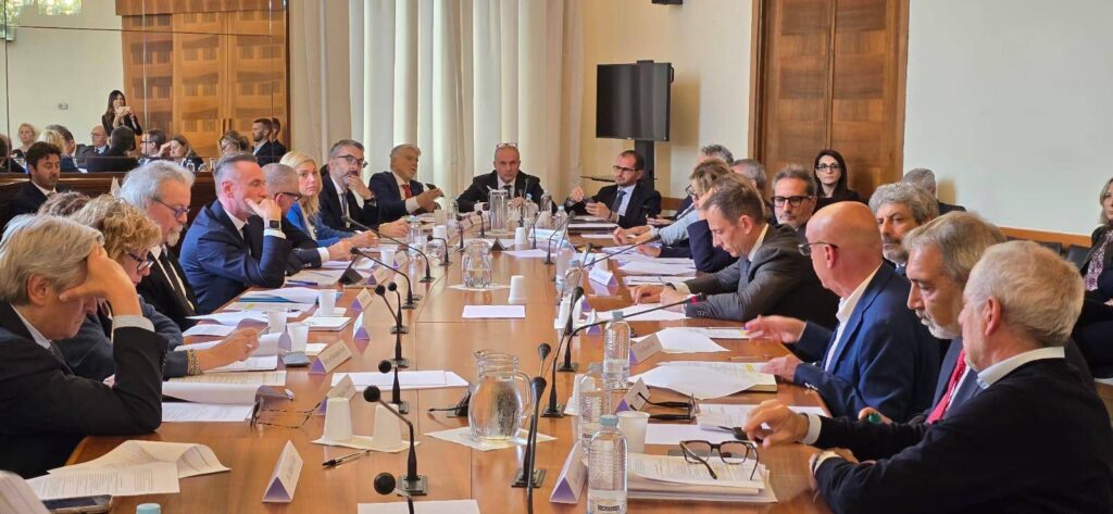 Réforme des médecins de famille, la rencontre du dégel entre Gouvernement, Régions et syndicats au Ministère de la Santé
