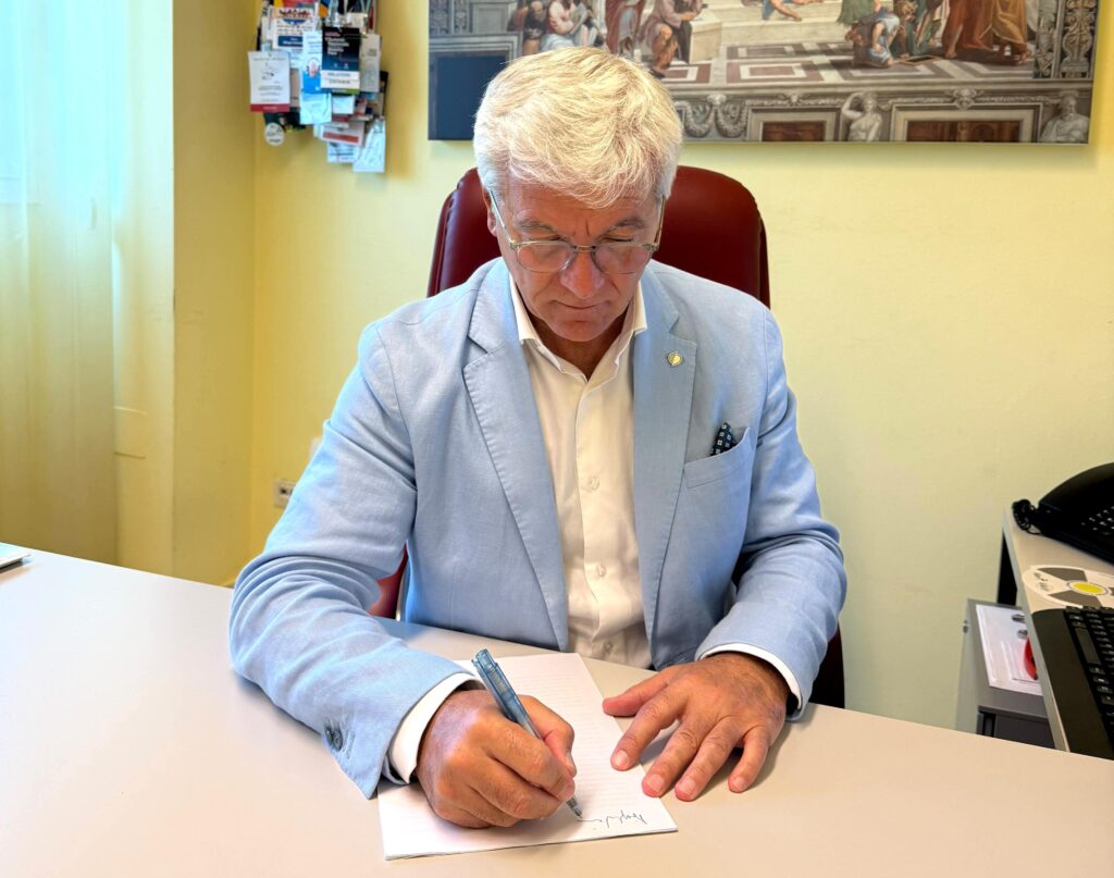 "Arrêtez la restriction d'exclusivité pour les professionnels de santé du secteur", la Fno Tsrm et le Pstrp lancent une pétition
