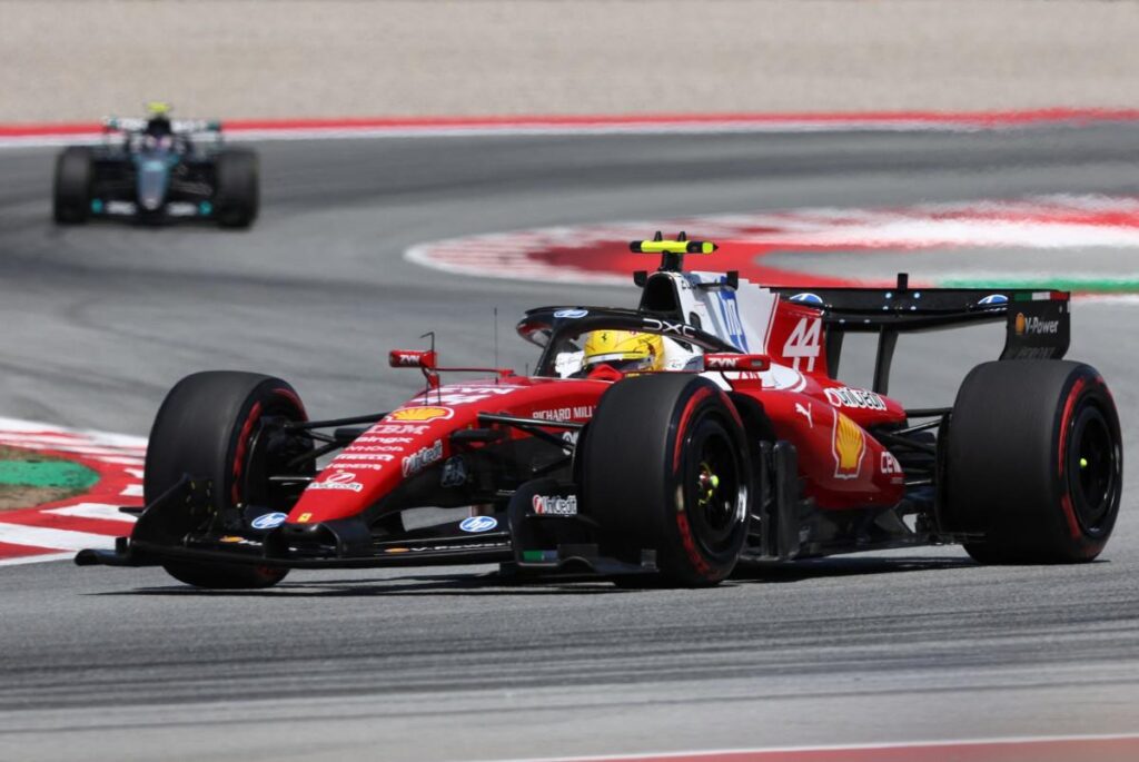 Formule 1, salon Hamilton à Barcelone : première victoire avec Ferrari. Antonelli prend sa retraite