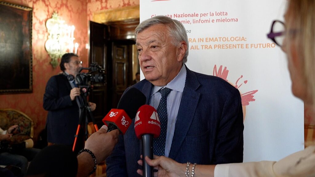 Hématologue Rambaldi : « Les diagnostics moléculaires et les traitements ciblés améliorent le pronostic des tumeurs sanguines »