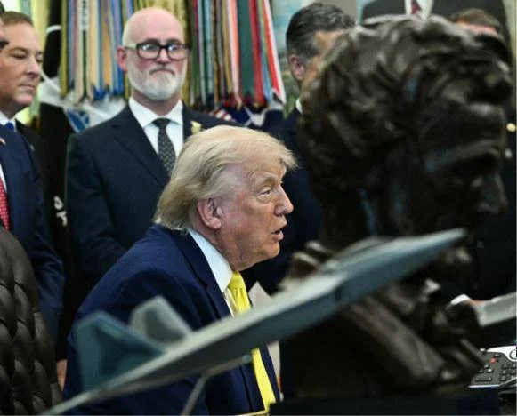 Iran, l'avertissement de Trump : "Si Téhéran tue des soldats américains, j'attaquerai immédiatement"