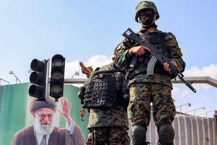L'Iran accuse l'Italie de complicité dans la guerre. Meloni : « Vols confus de Rutte »