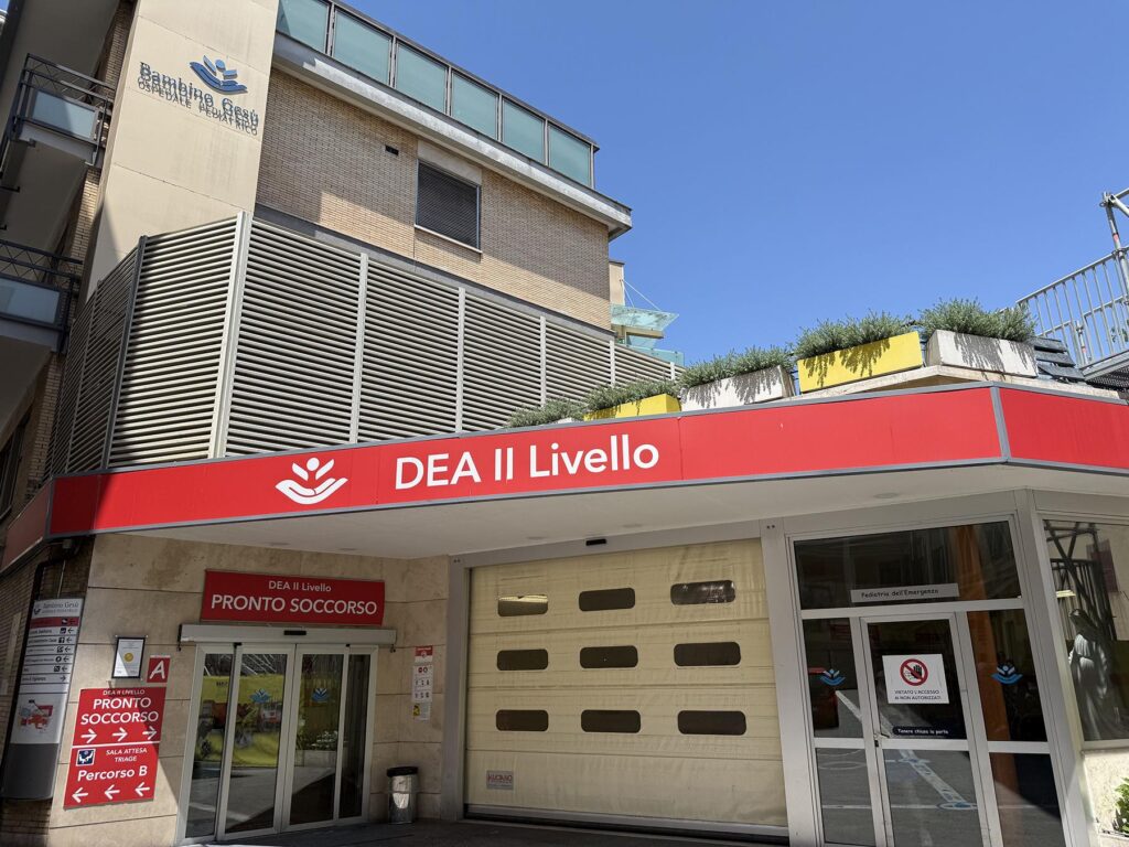 La chaleur affecte davantage d'enfants, Bambino Gesù Rome : "Les températures élevées sont responsables d'une visite sur quatre aux urgences"