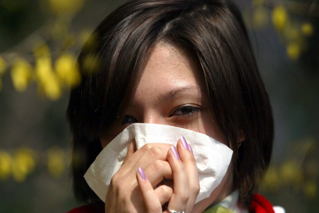Les allergies et les cas explosent avec la vague de chaleur précoce, selon les experts, « la saisonnalité s'estompe »