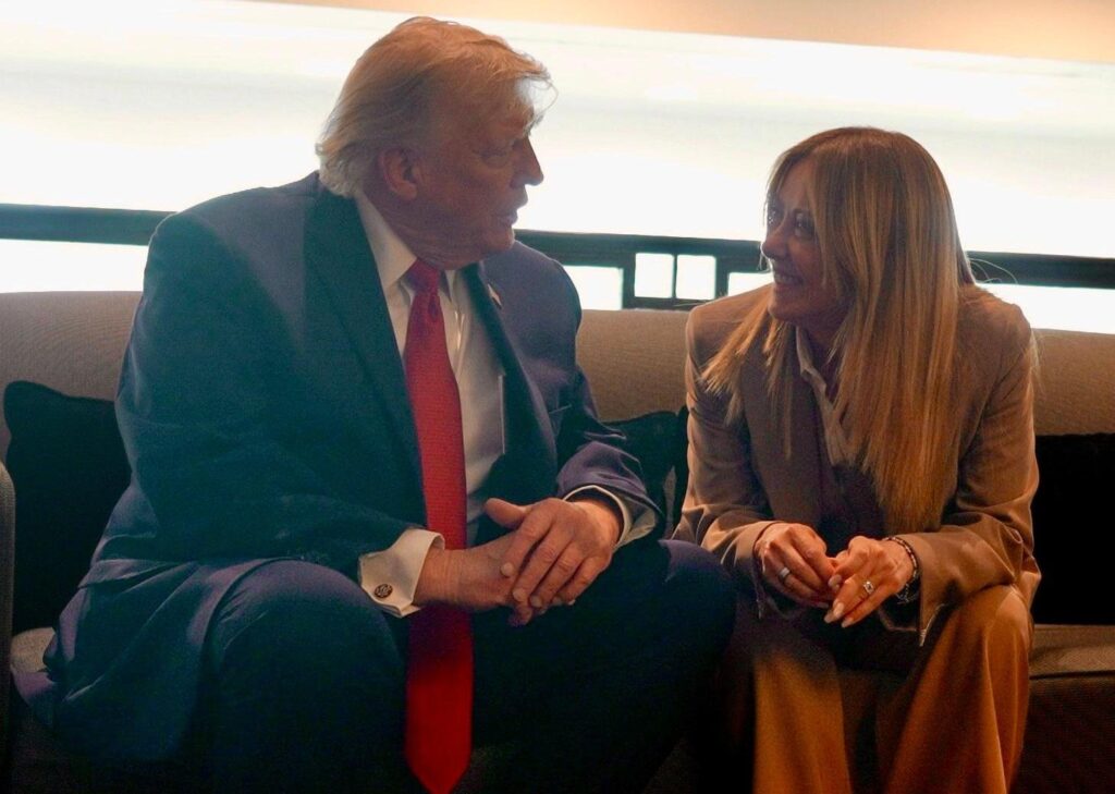 Meloni-Trump sous haute tension : "Choqué, il a tout inventé." Lui : "Mon fan mais je ne veux pas d'elle. Elle n'était pas là pour Ormuz"