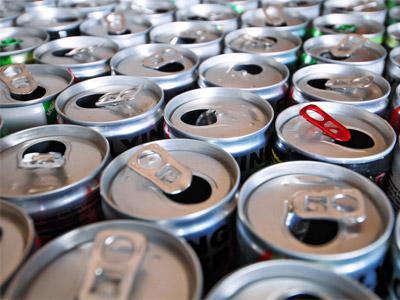 Boissons énergisantes et adolescents, étude des pédiatres : "4 sur 10 commencent avant 12 ans"