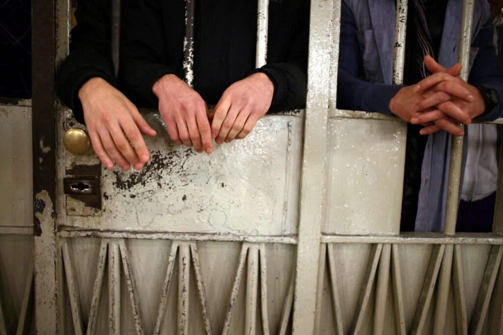 Caldo, Magi (Sumai): "Les détenus parmi les catégories les plus à risque, renforcent les soins de santé dans les prisons"