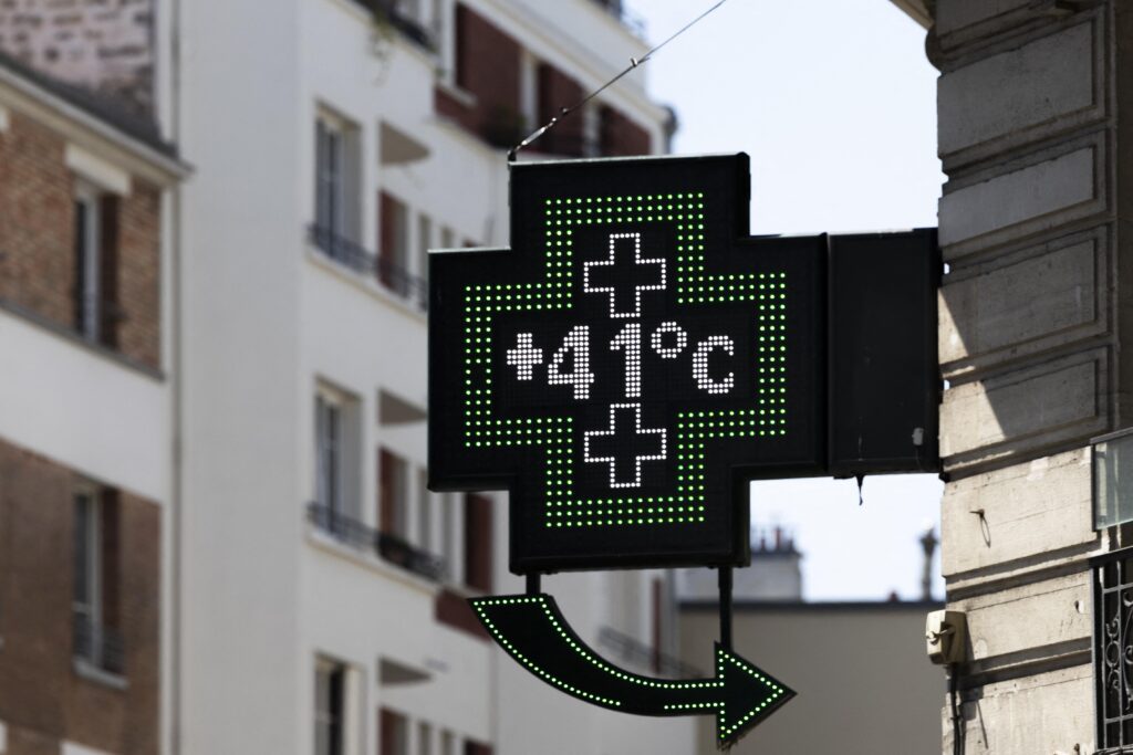 Chaleur record, données du ministère : mortalité en hausse de 3%, effet limité aux plus de 85 ans