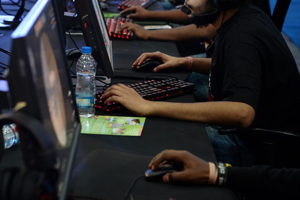 Iss : « Pour plus d'un élève sur six, il existe un comportement à risque concernant les réseaux sociaux, les jeux et les jeux d'argent »