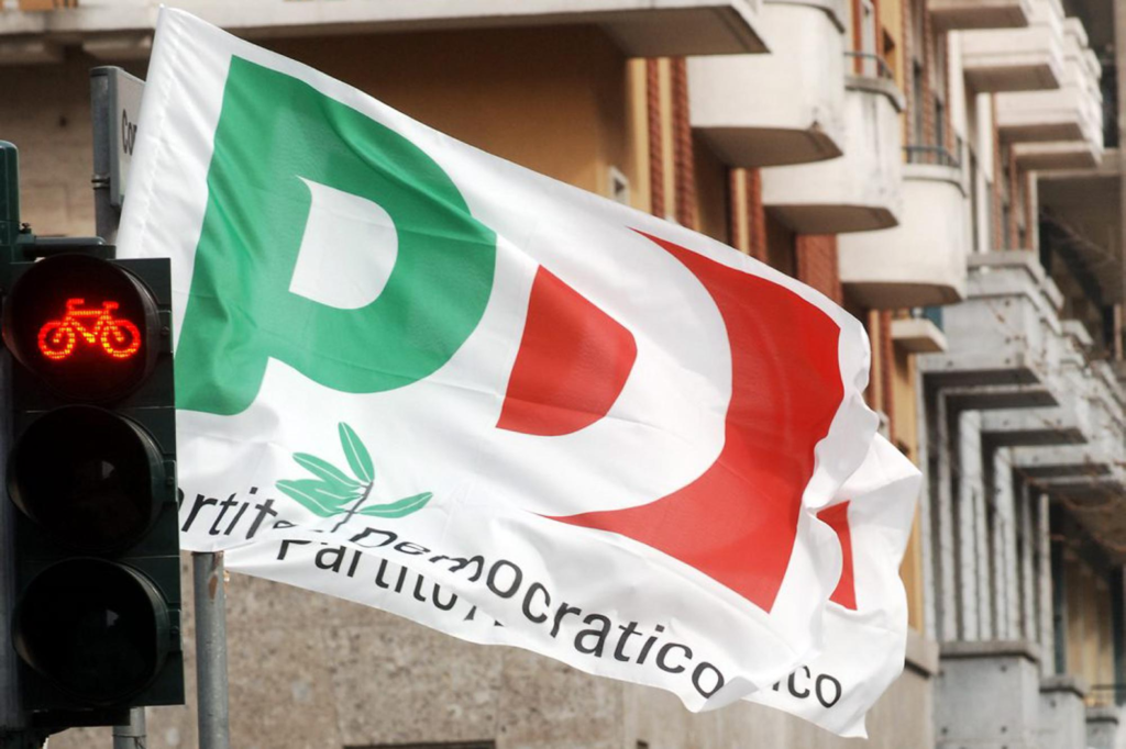 Voici combien les partis dépensent pour leur siège national : le « Nazareno » coûte au Pd 41 000 euros de loyer par mois, Forza Italia en paie 16 000, Fratelli d'Italia 13 000 et M5S 12 000