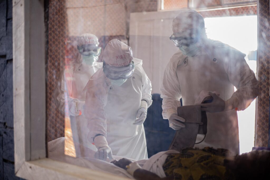 Cas suspect d'Ebola dans le Trentin : "Protocole activé, c'est un adulte de retour du Congo"