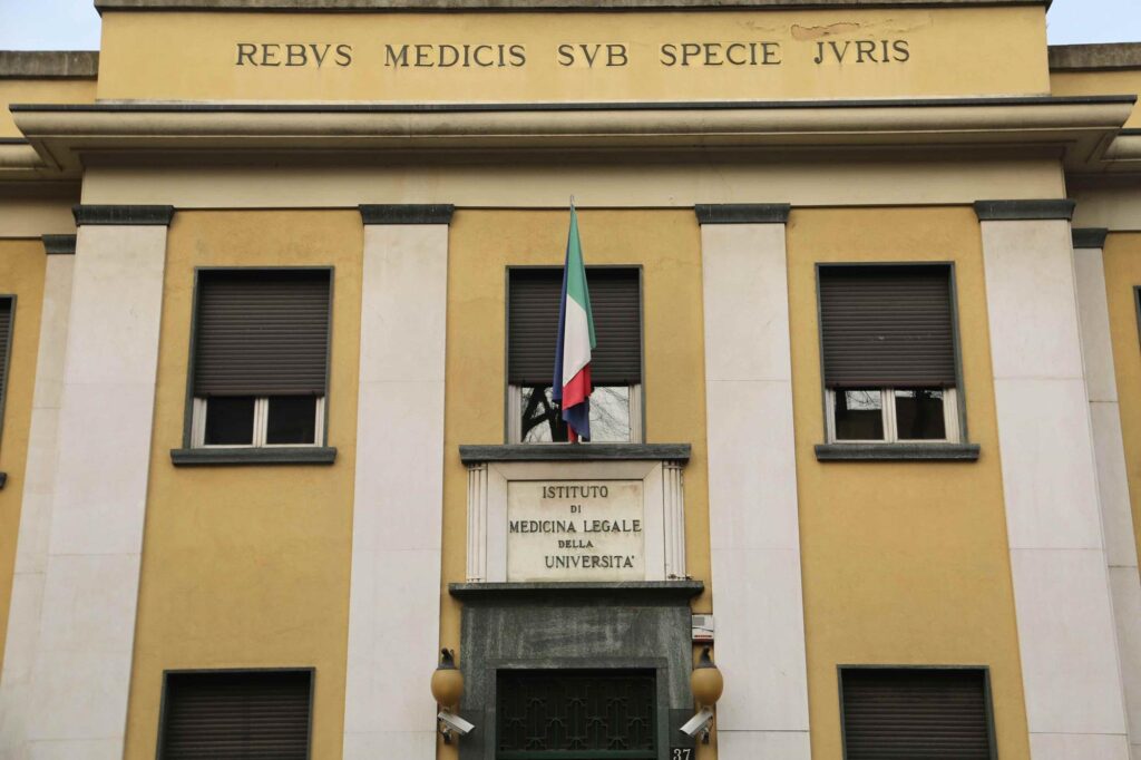 Épidémie de tuberculose à l'Institut de médecine légale de Milan, jusqu'à 3 semaines pour clarifier le tableau