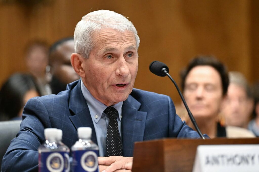 Fauci coupable d'outrage au Congrès et risque désormais d'être jugé