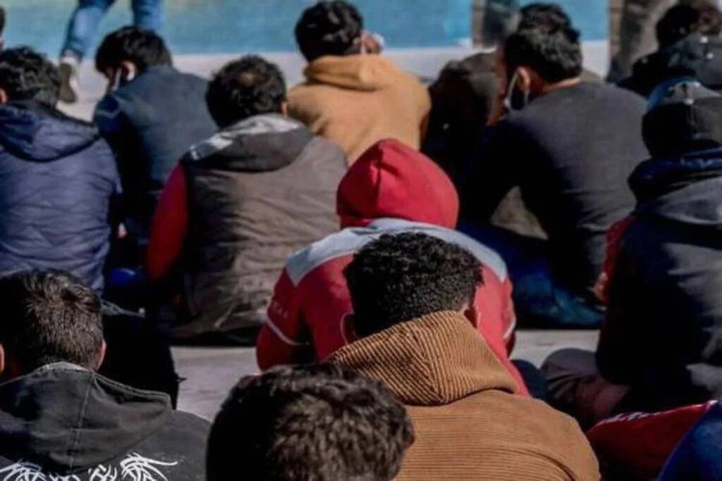 La Suisse reprend les rapatriements de migrants vers l'Italie : les premiers à la fin du mois