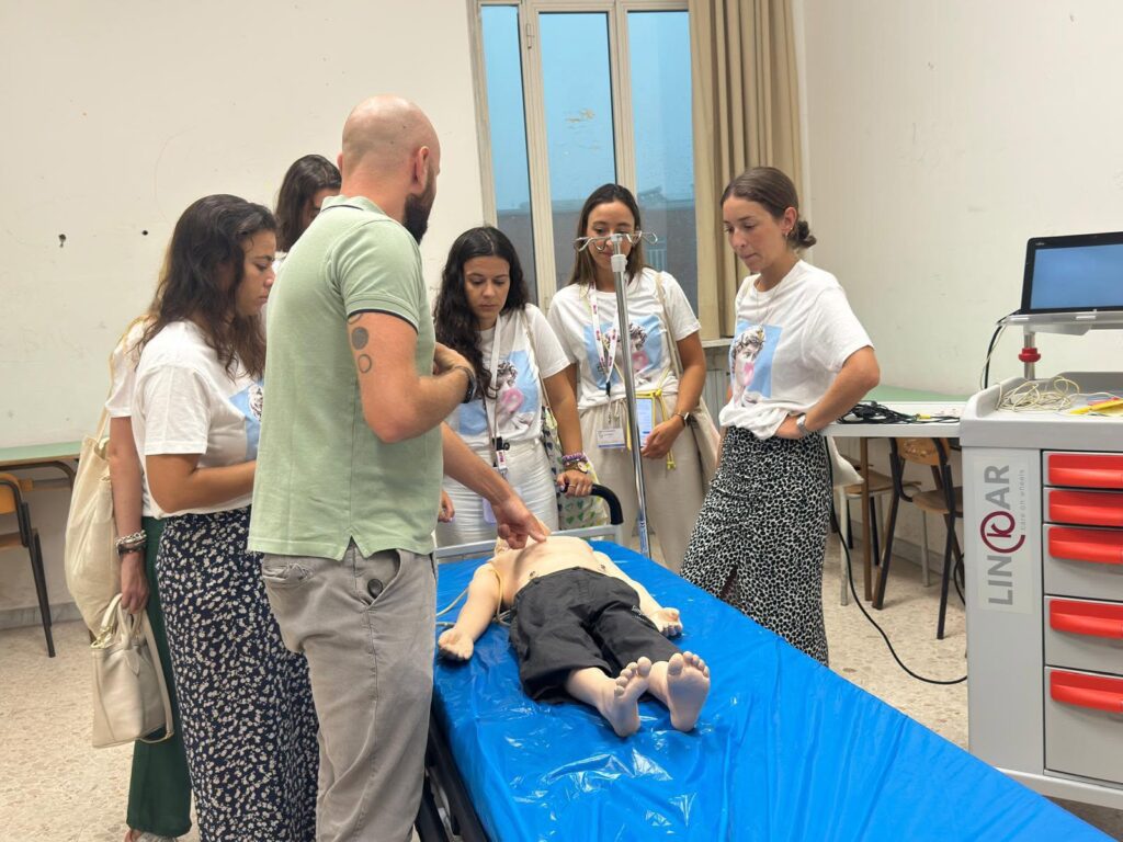 Les Jeux de simulation pédiatrique reviennent à Latina, avec plus de 300 spécialistes en compétition dans la gestion des urgences