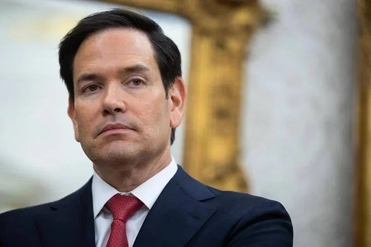 Rubio annonce des sanctions contre les réseaux d'extrême gauche, il y a aussi un groupe de hackers italien