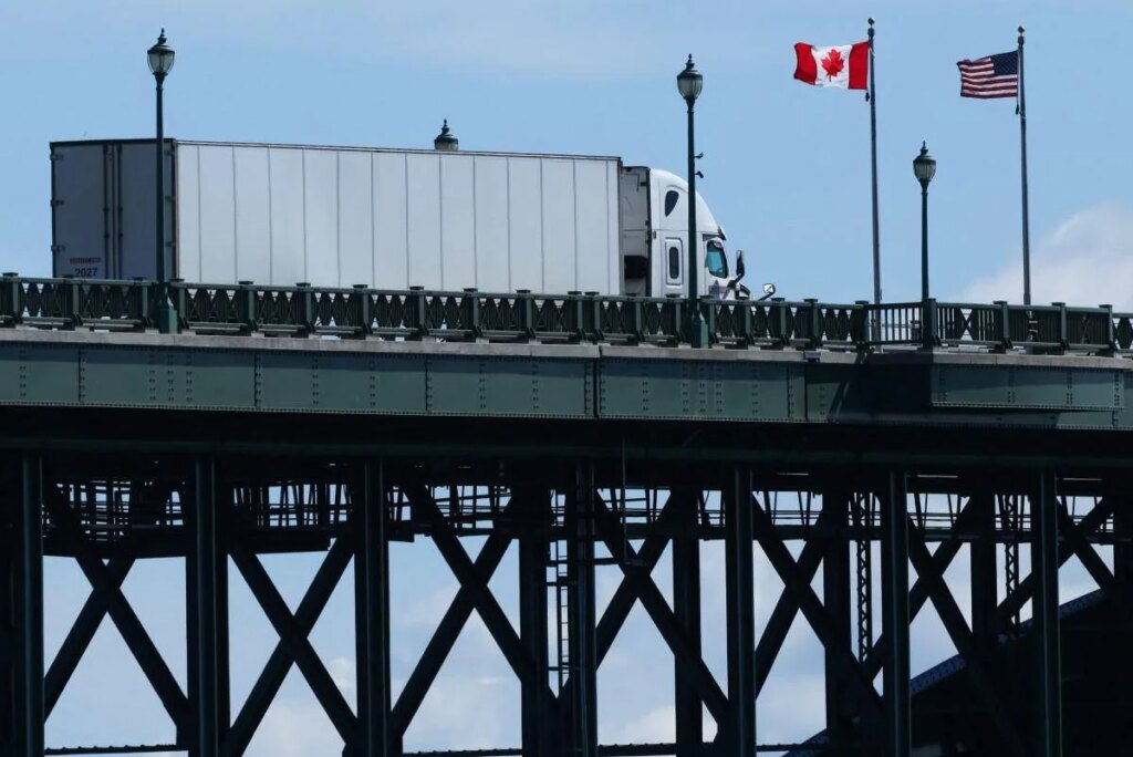 Trump suspend les droits de douane de 50 % sur le Canada : « Un accord bientôt »