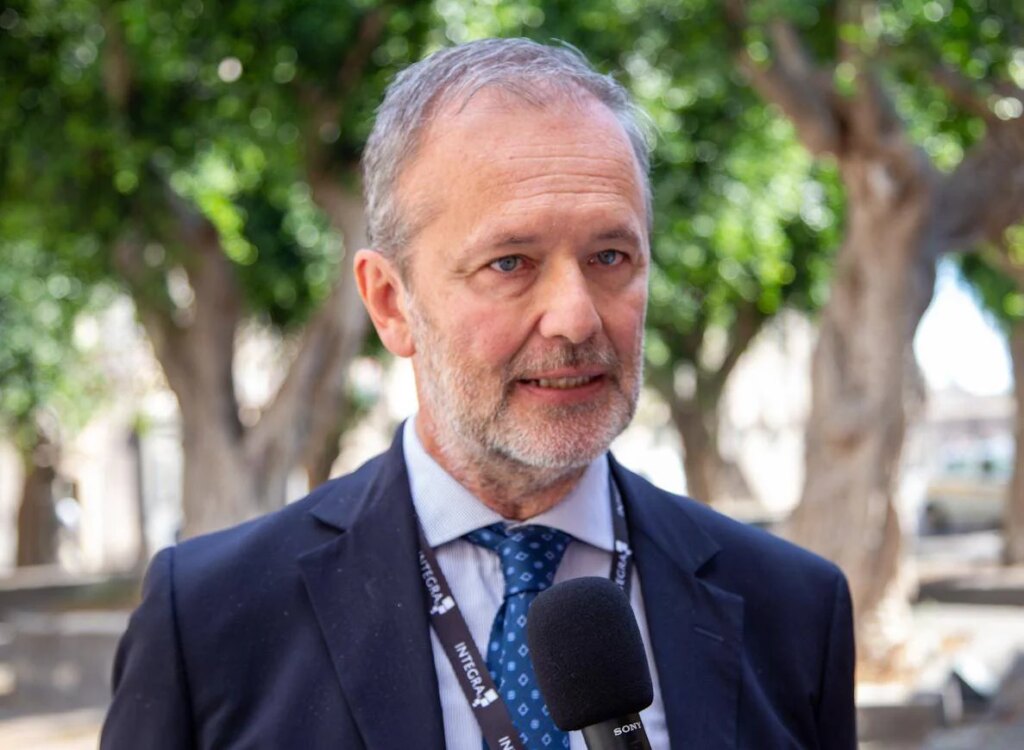 Fontanella (Spedali Civili) : « L'IA en neurochirurgie est un nouvel allié pour les médecins et les patients »